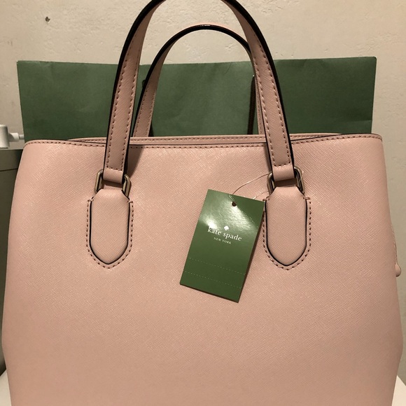 kate spade Handbags - Brand New light pink Kate Spade Purse